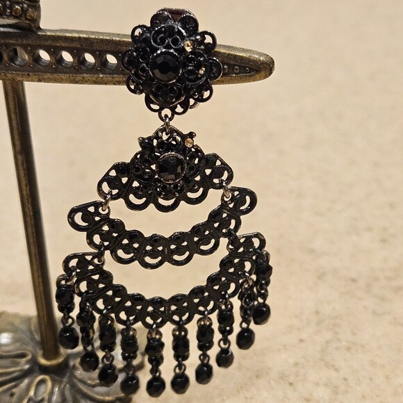 RARE VINTAGE JOSE & MARIA BARRERA BLACK CRYSTAL SILVER DROP CHANDELIER EARRINGS - Picture 4 of 10